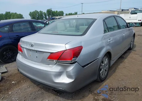 2011 Toyota Avalon z USA, uszkodzony, nr VIN 4T1BK3DB9BU387476